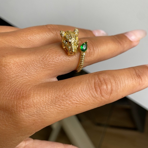 AUTH gold plated and zirconia luxury panthère ring STUNNING - Picture 9 of 14